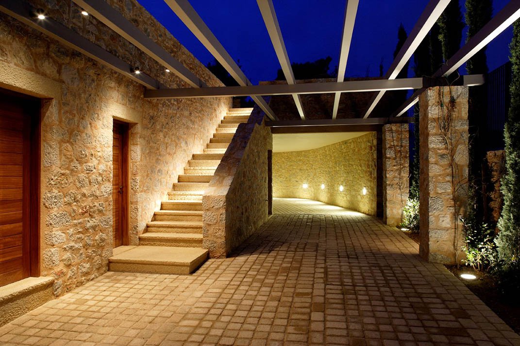 Private Residence in Politeia